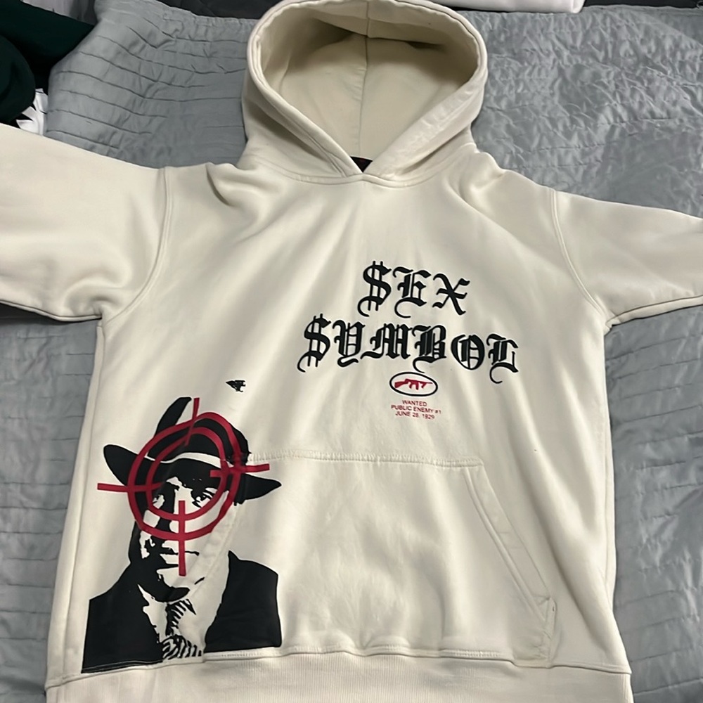 Most wanted hoodie front print